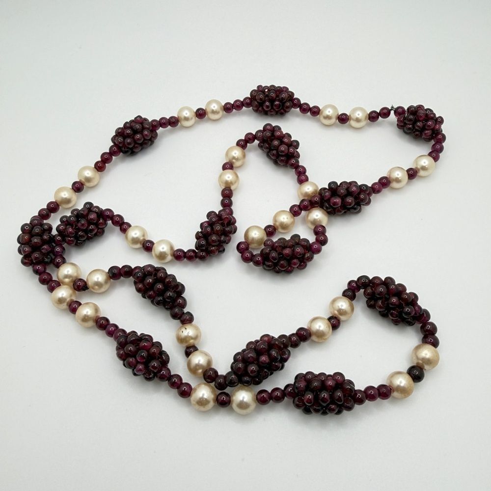 30" Slip over Vintage GARNET "grape" cluster and‎ faux pearl necklace!